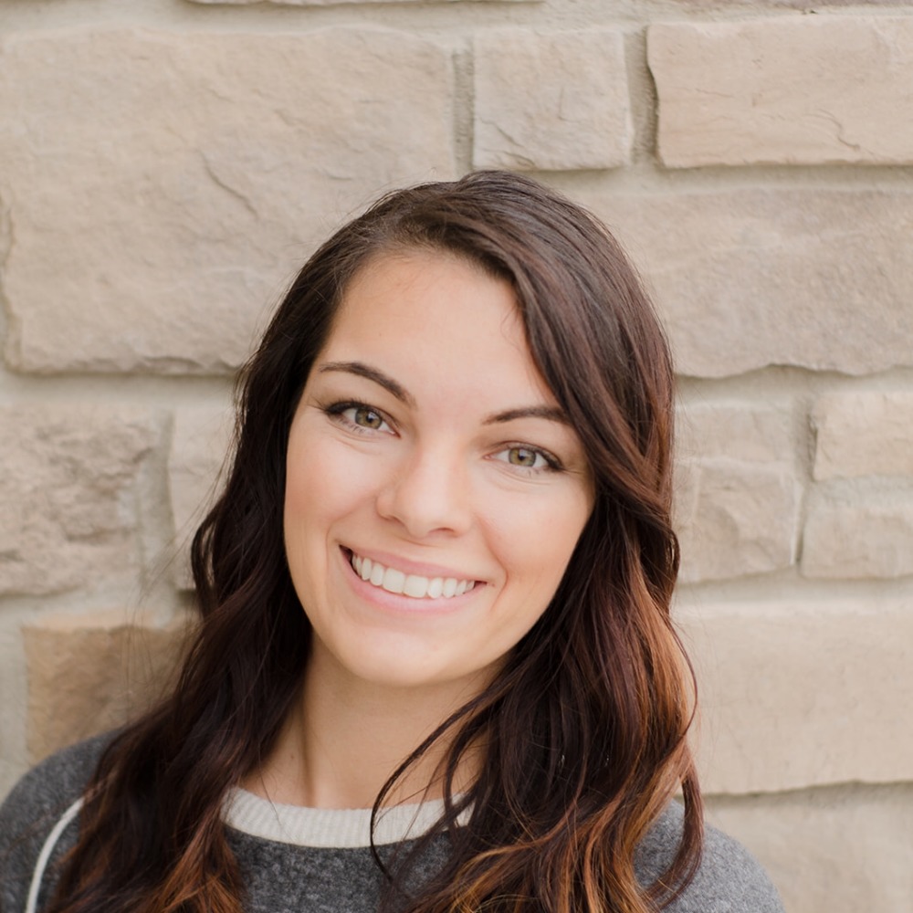 Meet your Posher, Leanna
